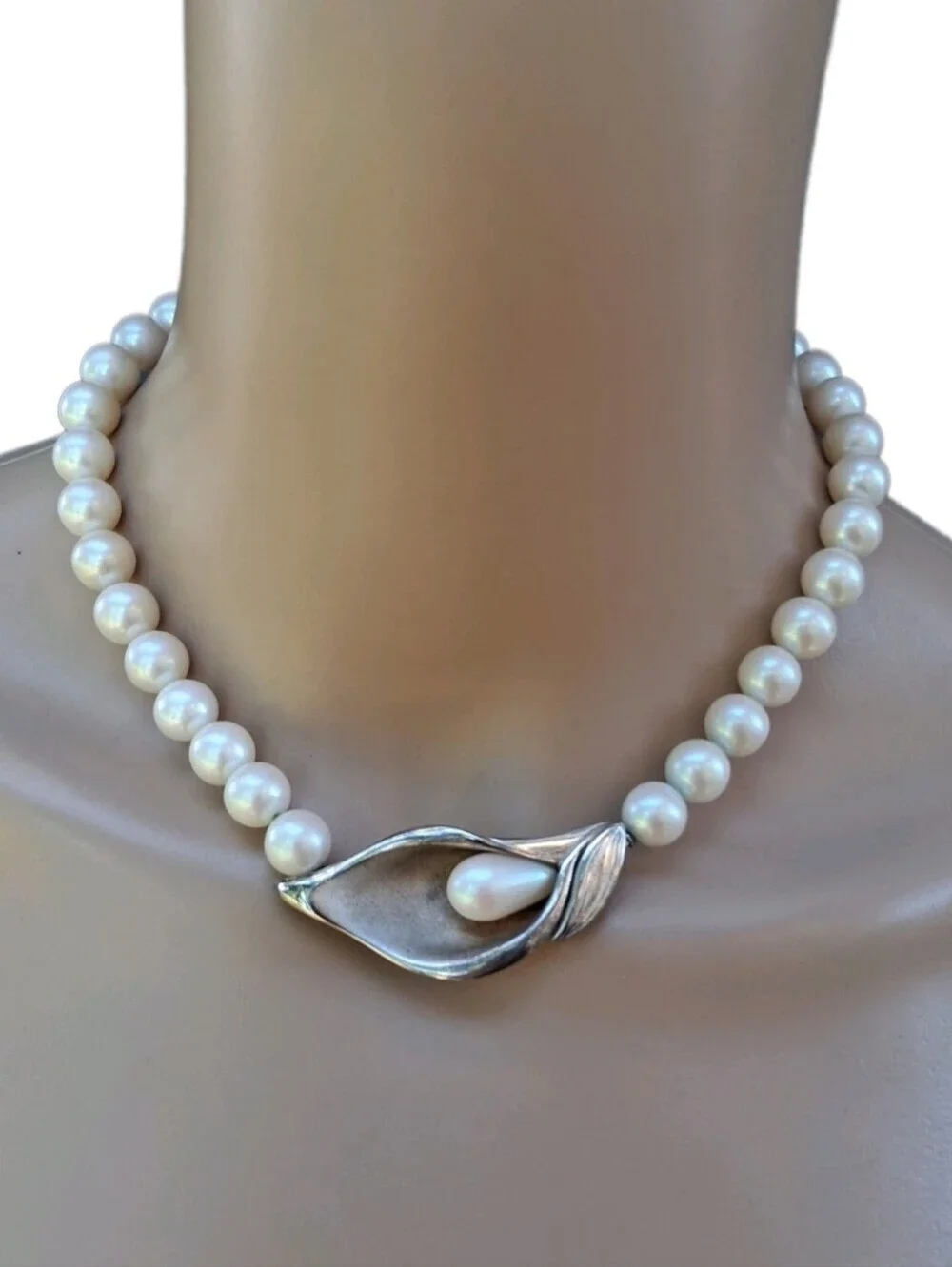 Vintage Richelieu Calla Lily Faux Pearl Choker Necklace - Art Nouveau Style